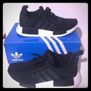 BRAND NEW ADIDAS Men’s original NMD _ R1